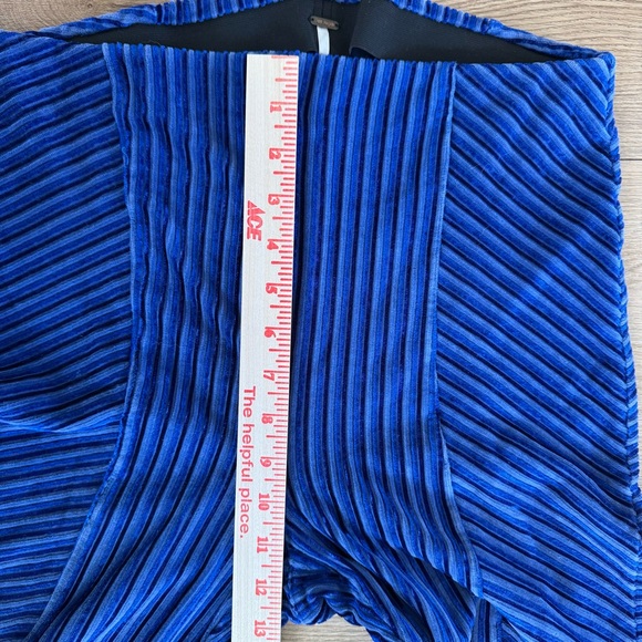 Free People Penny Pull-On Velvet Flared Pants Blue Medium Eventide Regular - Picture 6 of 9